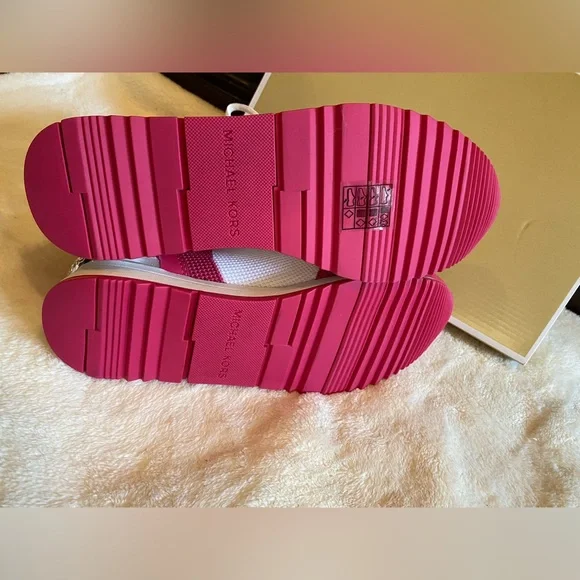 Michael Kors Jenkins Stretch Knit Trainer - Picture 7 of 9